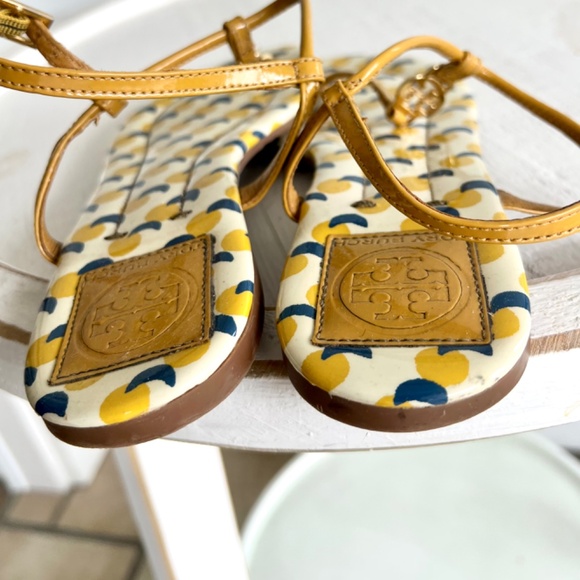 TORY BURCH Emmy Lemon Print Thong Sandals - 7M - Picture 5 of 7